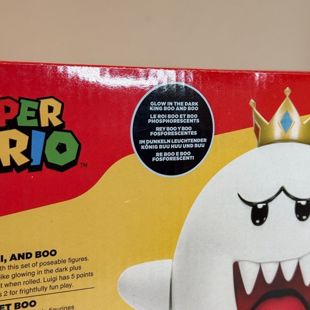 Nintendo Super Mario King Boo, Luigi & Boo Action Figure Set - 3pk Glow in Dark - Picture 6 of 9